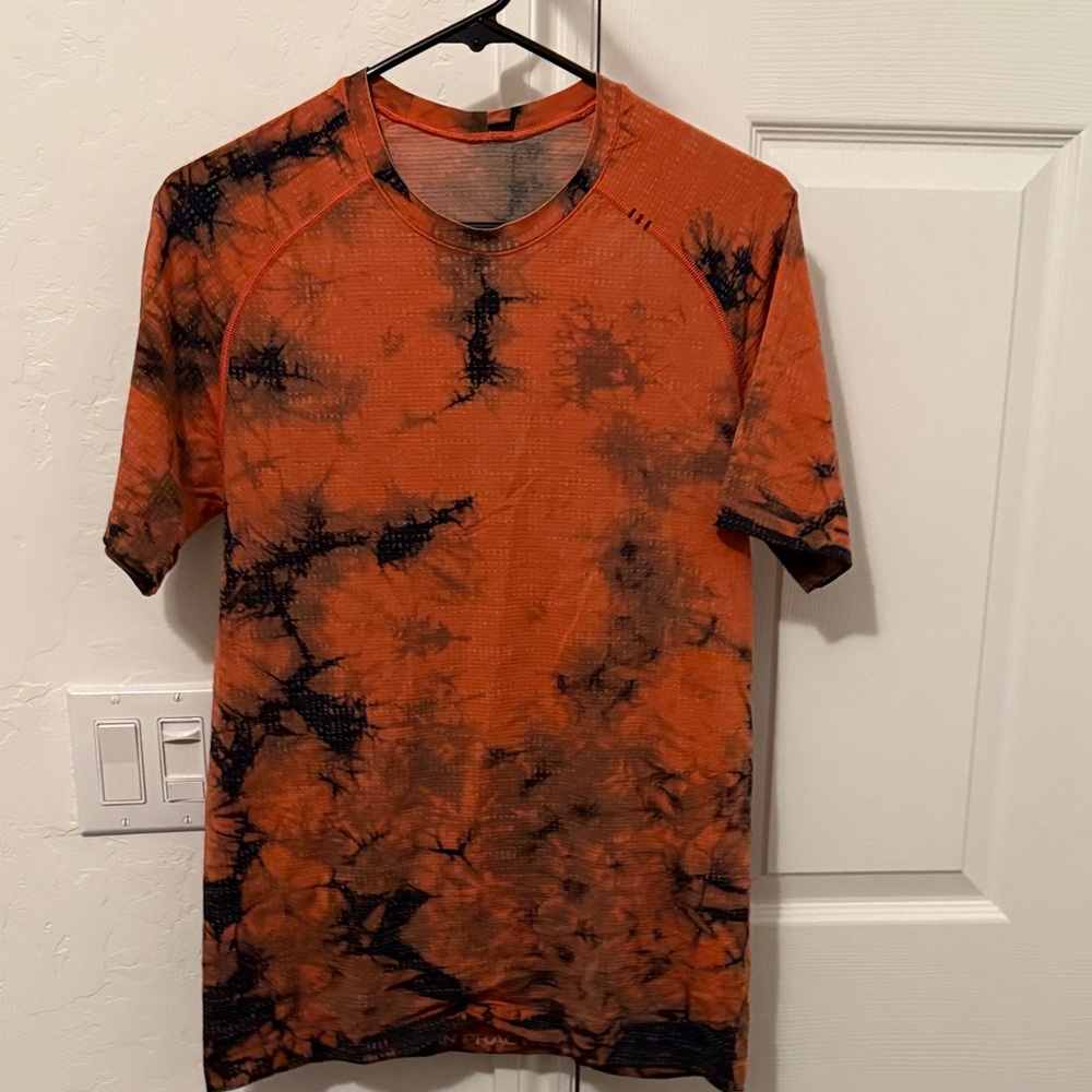 Lululemon Tie-Dye T-Shirt small